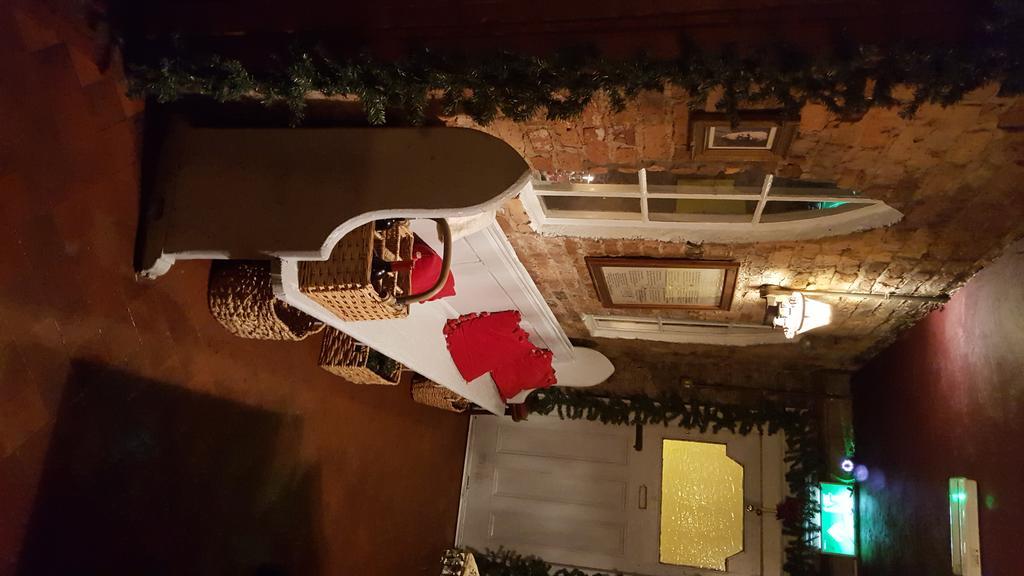 Finnegans Hostel And B&B Accommodation Tralee Bagian luar foto